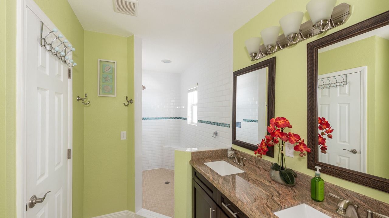 Photo of Bathroom in Key Largo Village
