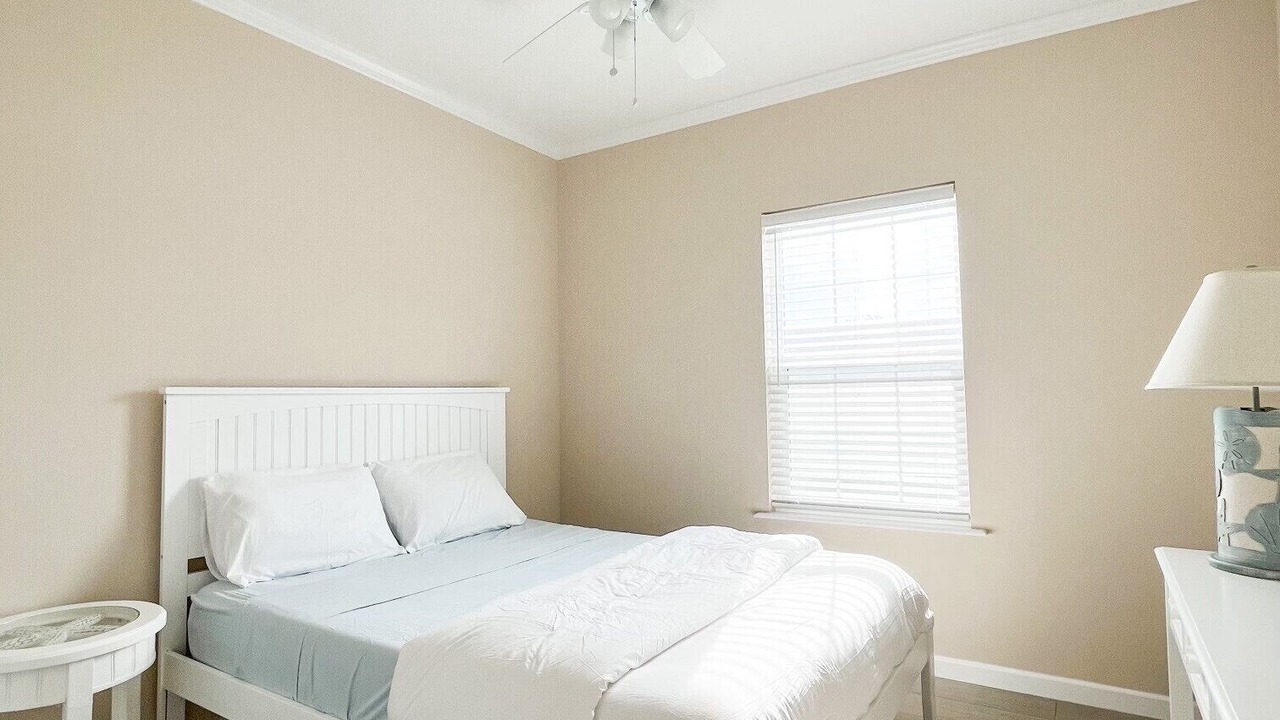 Photo of Bedroom in Big Pine Key