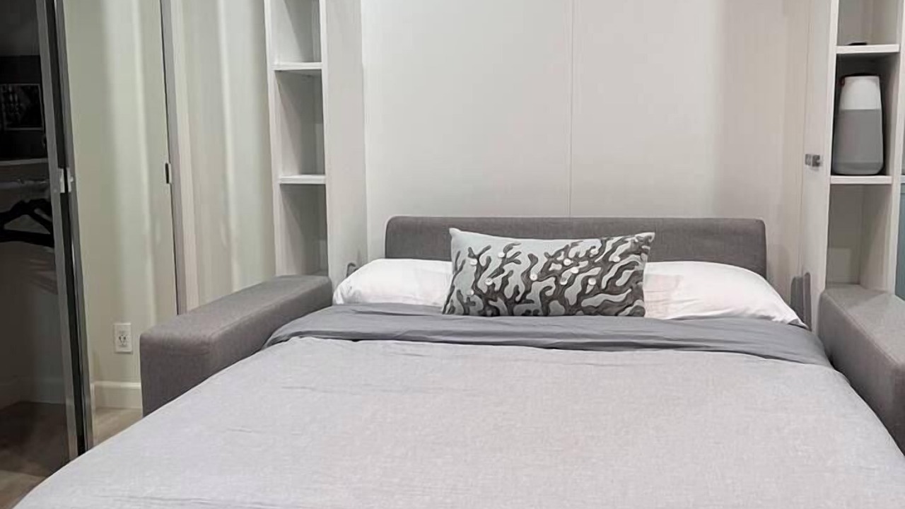 Photo of Bedroom in The Strand