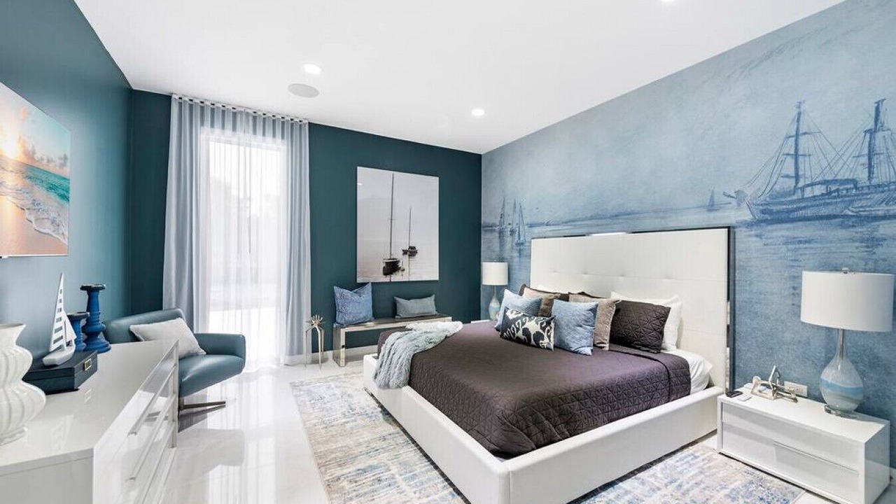 Photo of Bedroom in Pinecrest