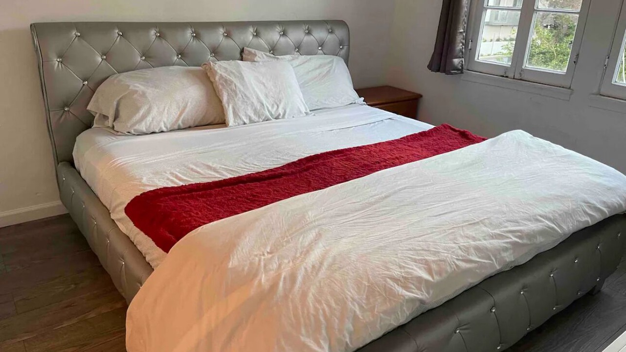 Photo of Bedroom in Pico - Robertson