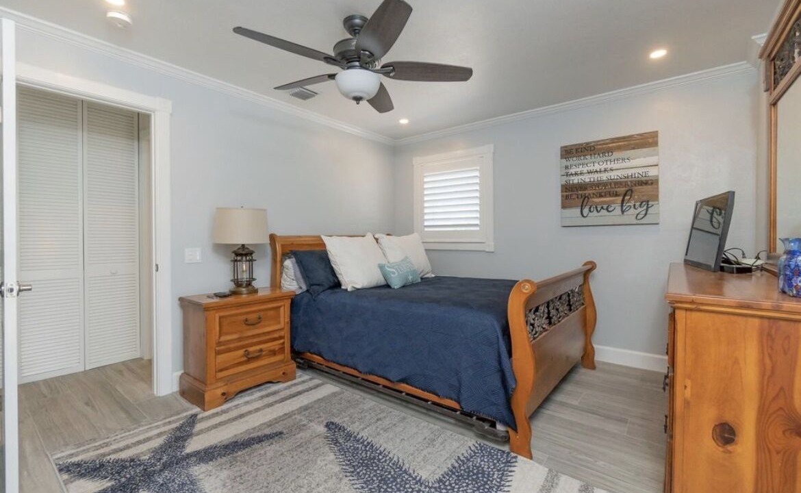 Photo of Bedroom in Tavernier