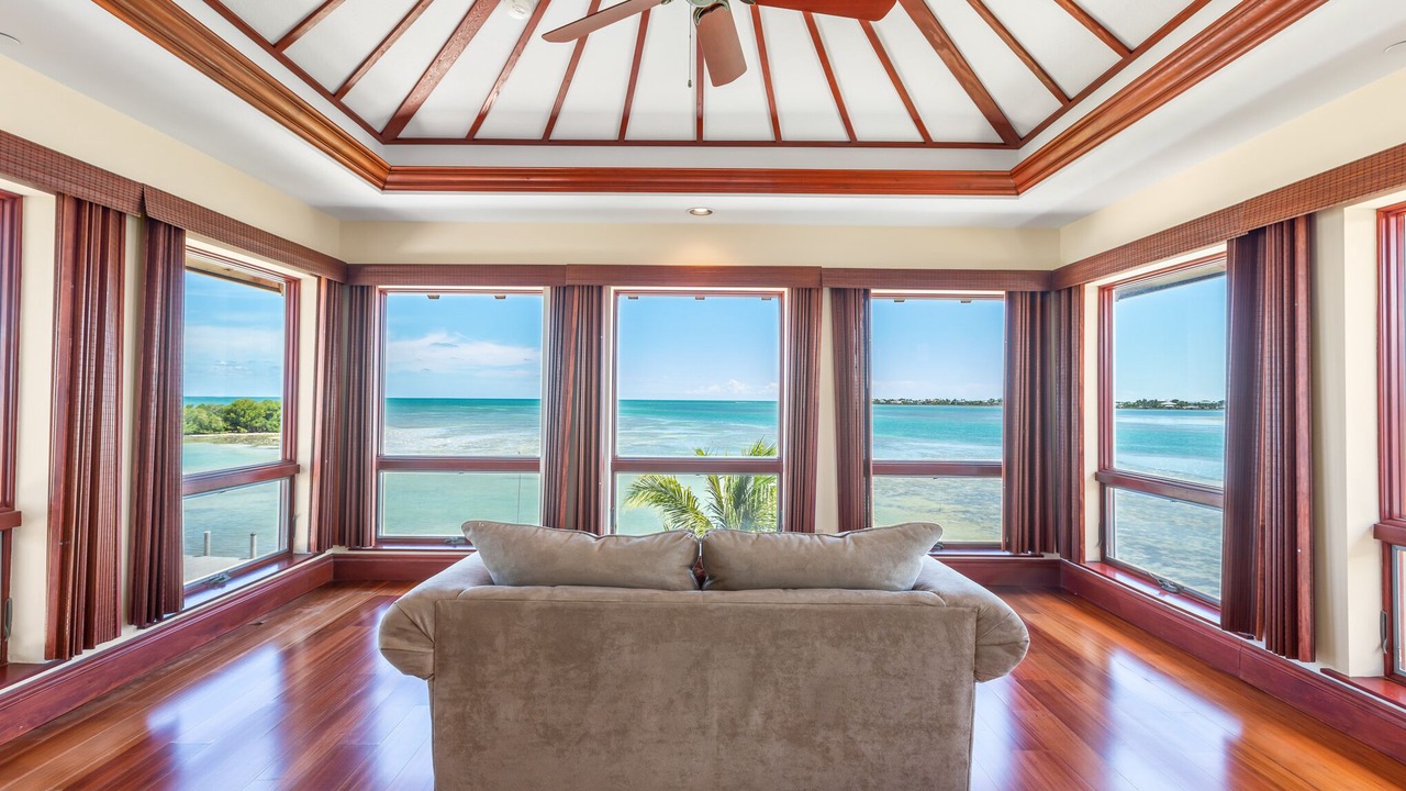 Photo of Livingroom in Marathon