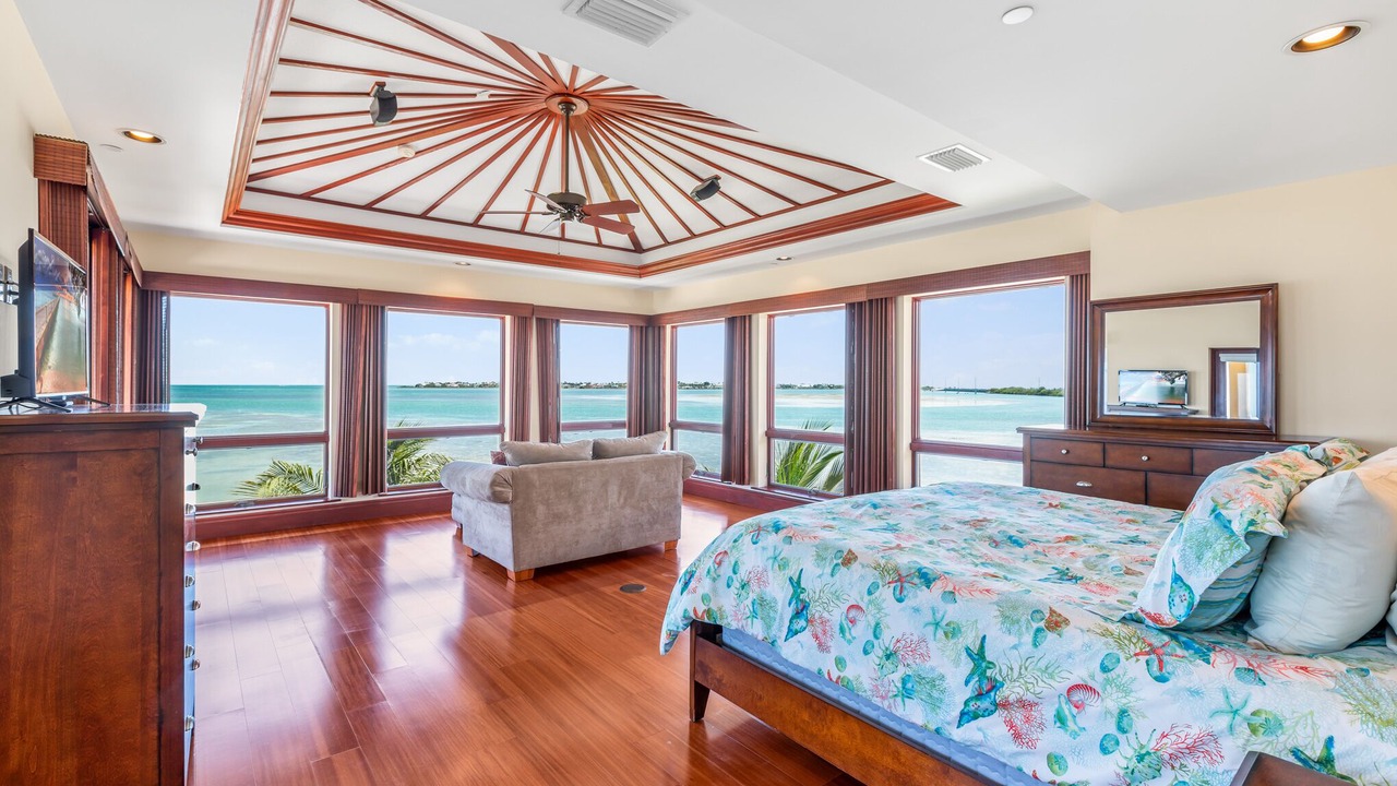 Photo of Bedroom in Marathon