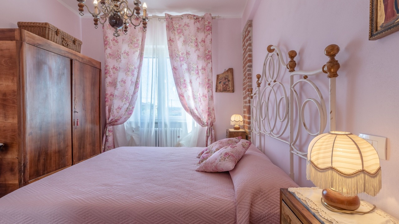 Photo of Bedroom in Cortona