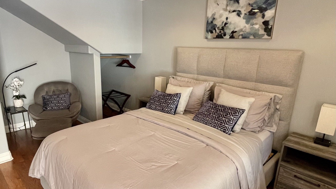Photo of Bedroom in Harbor