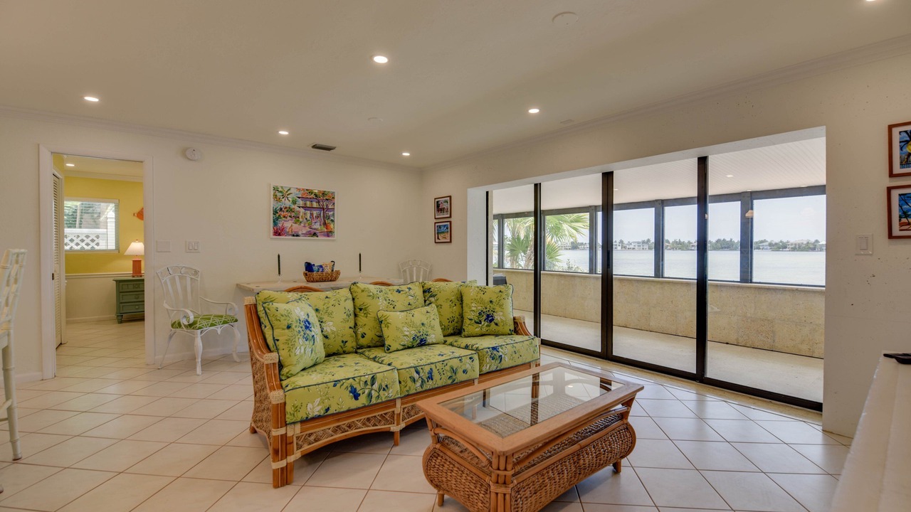 Photo of Livingroom in Sugarloaf Shores