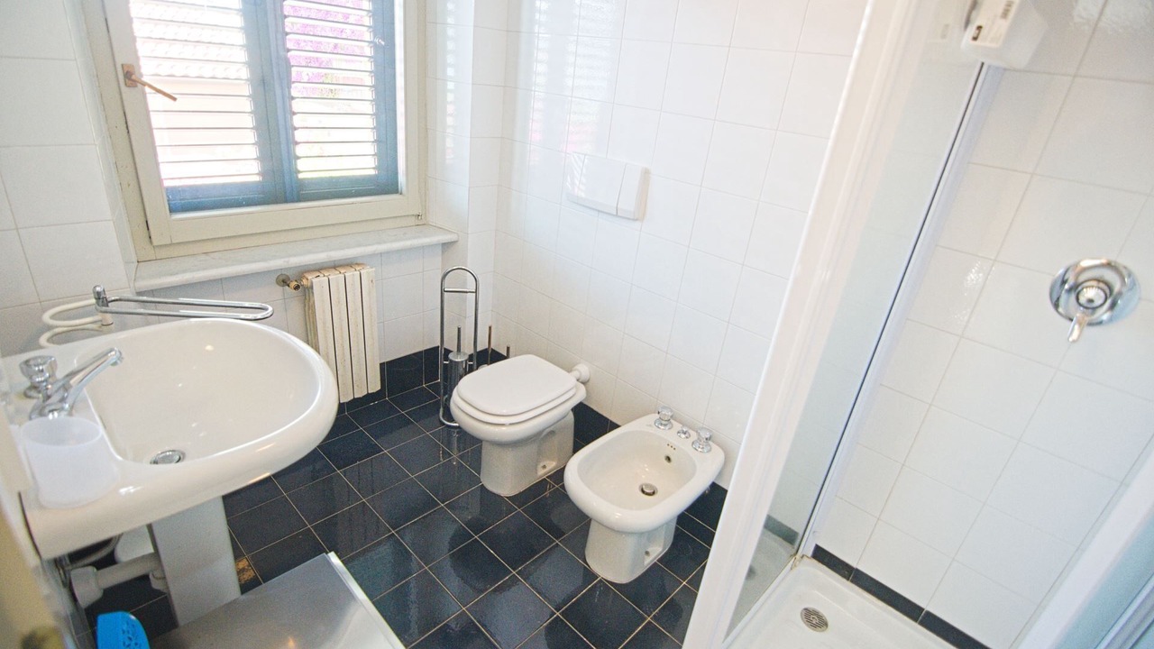 Photo of Bathroom in Portoferraio Old Town