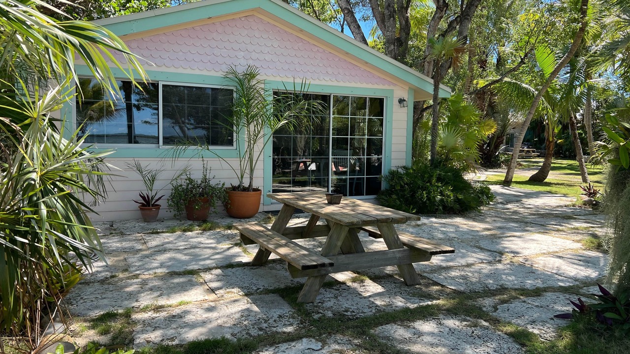 Photo of Others in Tavernier