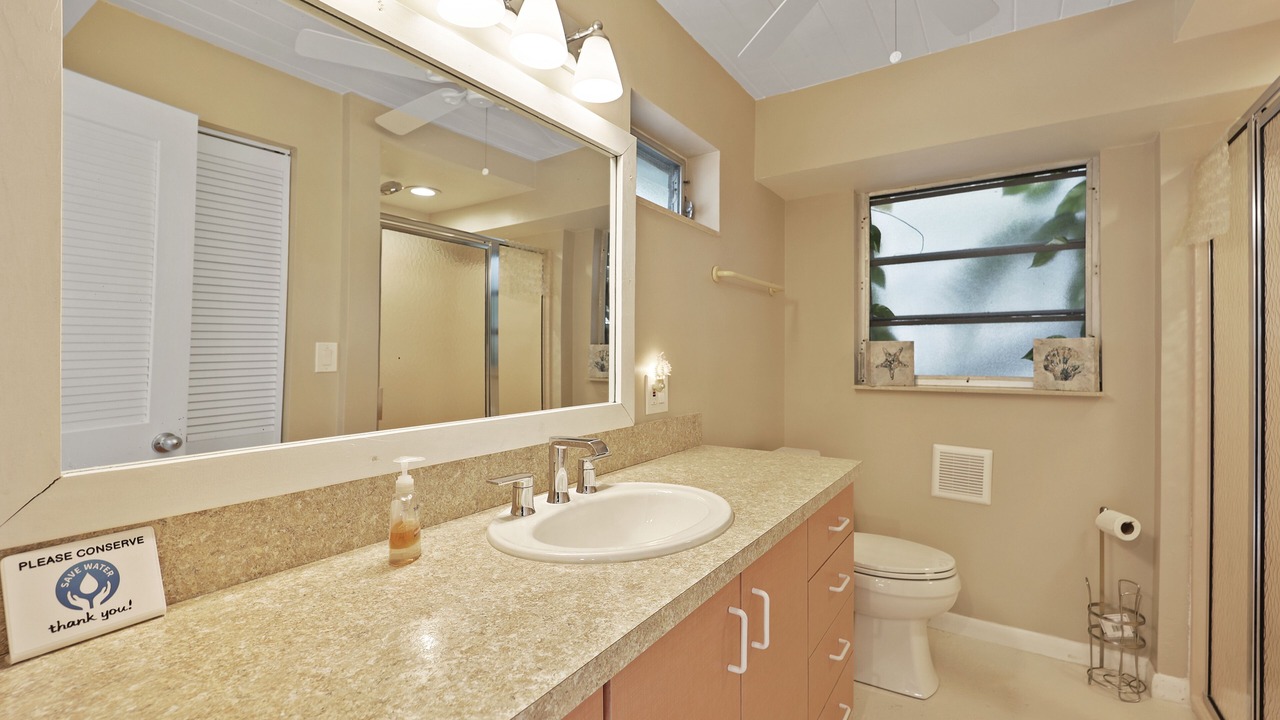 Photo of Bathroom in Summerland Key