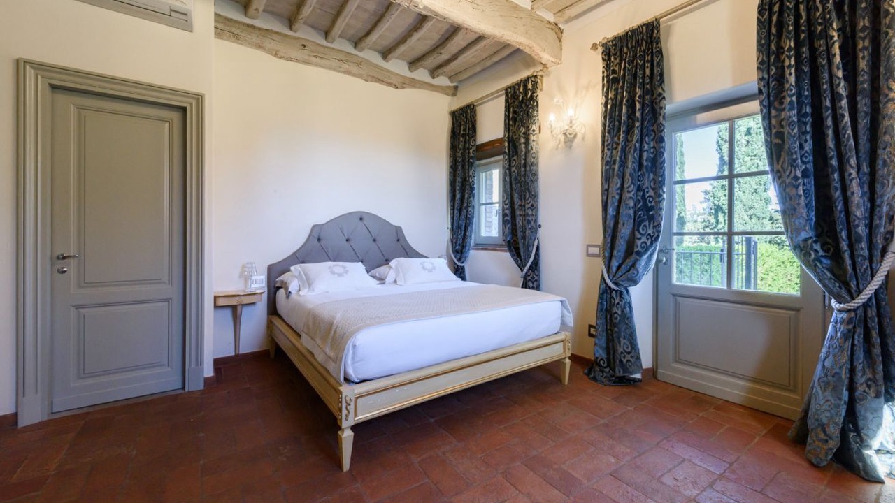 Photo of Bedroom in Greve in Chianti