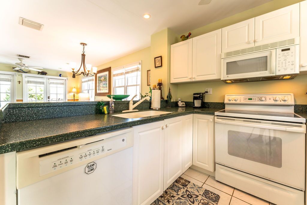 Photo of Kitchen in Bahama Village