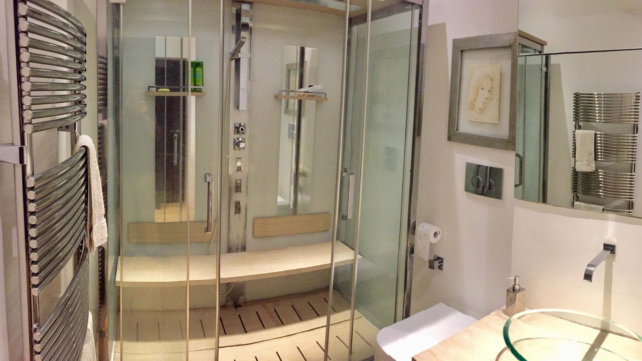 Photo of Bathroom in Anzio