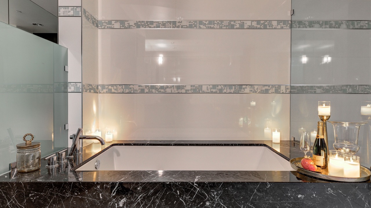 Photo of Bathroom in Pico - Robertson