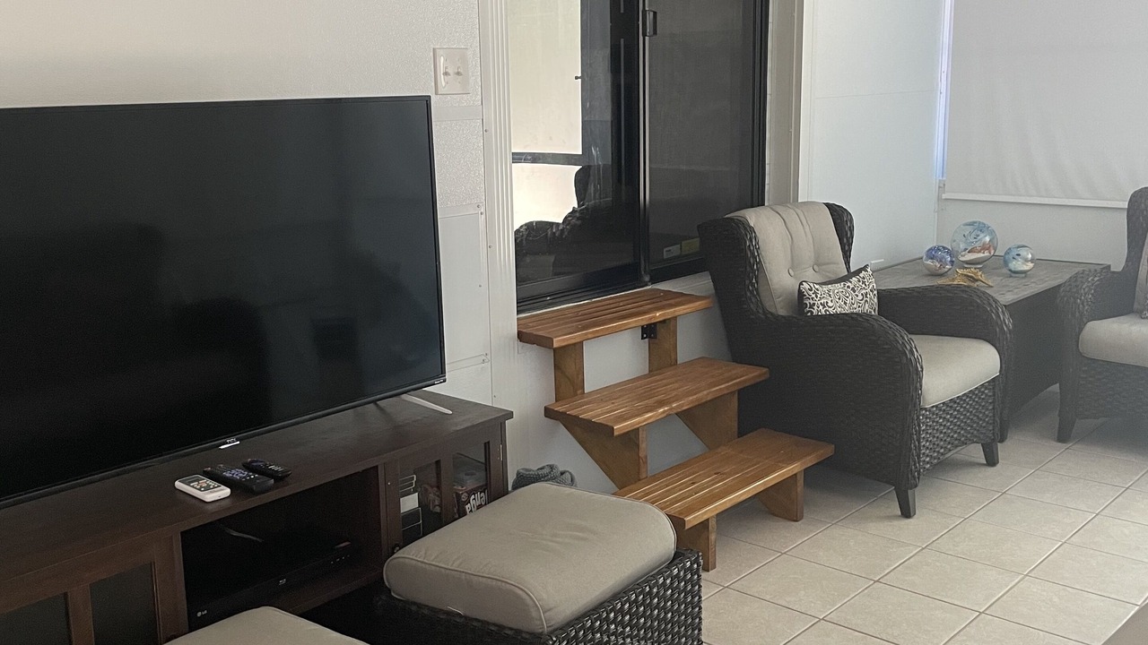 Photo of Livingroom in Key Largo