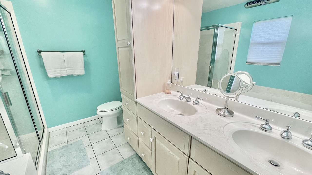 Photo of Bathroom in Summerland Key