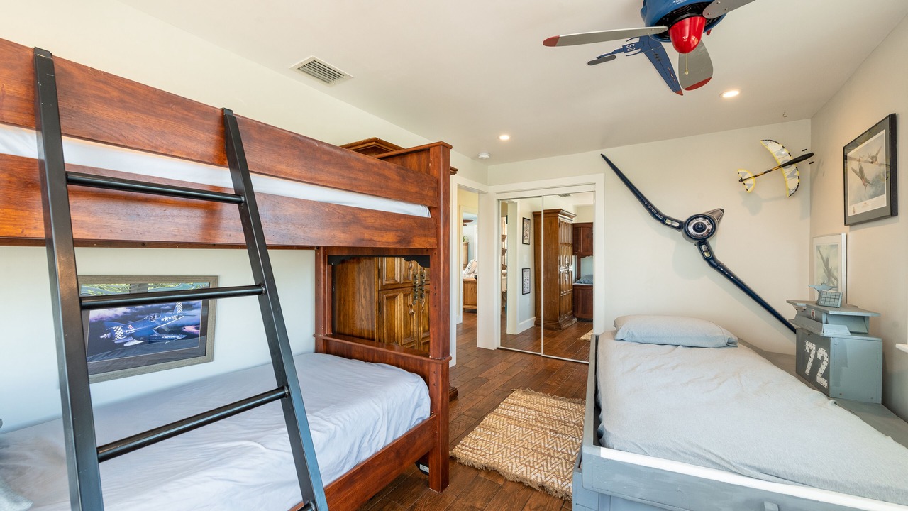 Photo of Bedroom in Geiger Key