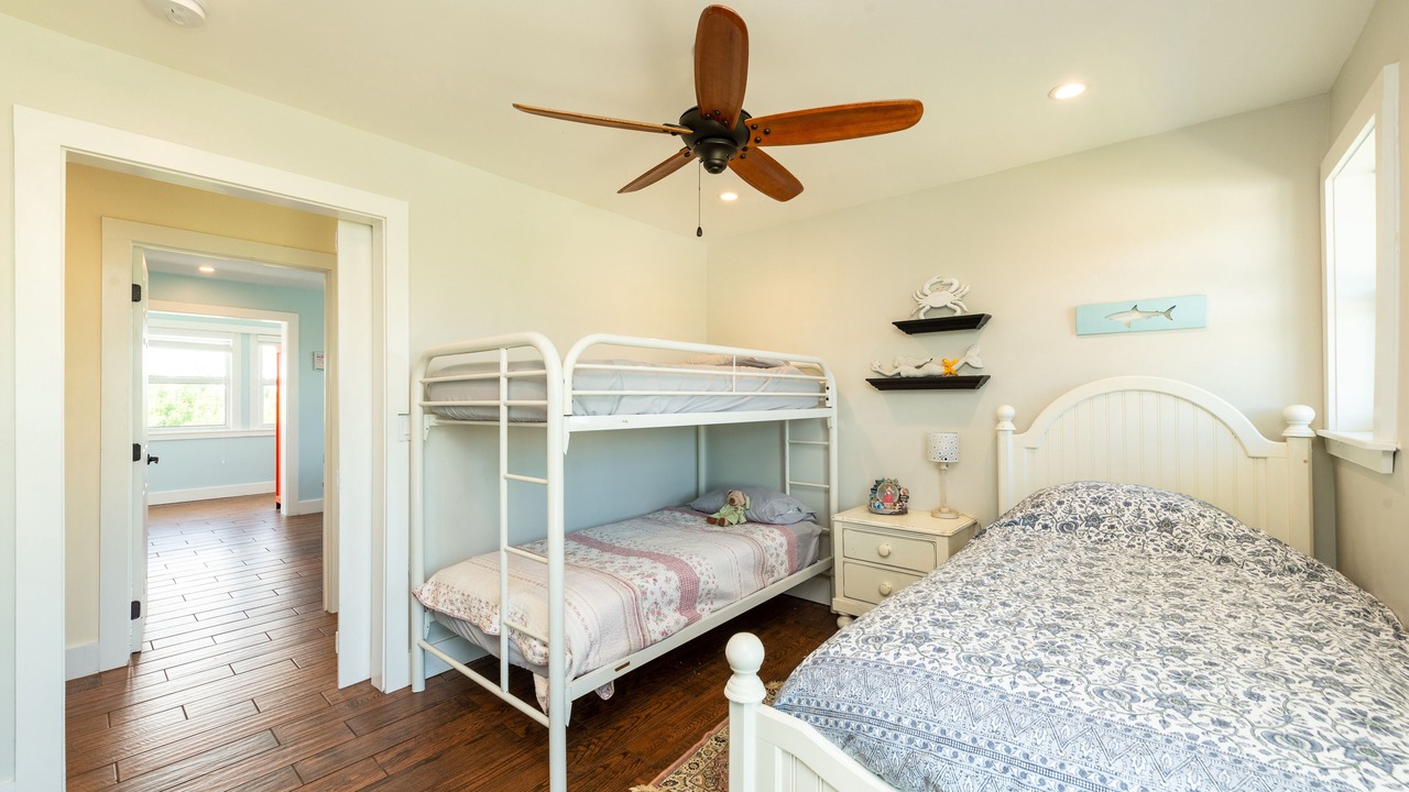 Photo of Bedroom in Geiger Key