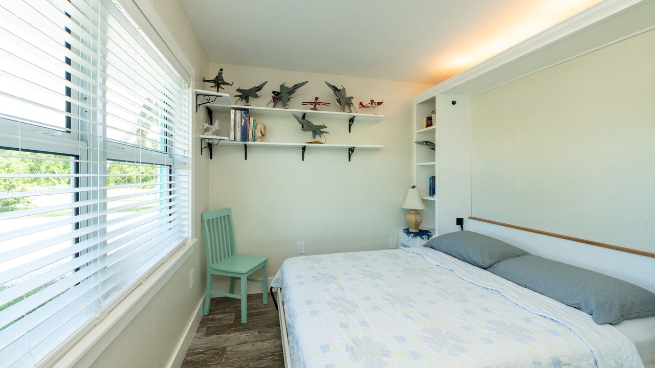 Photo of Bedroom in Geiger Key