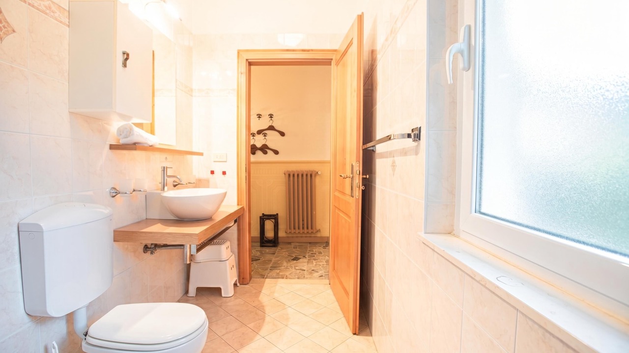 Photo of Bathroom in Diano Marina