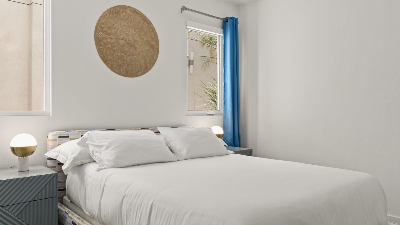 Photo of Bedroom in Carthay Circle