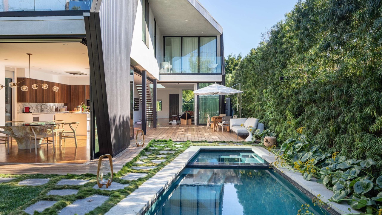 Photo of Outdoor in West Hollywood West