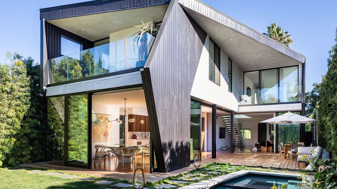 Photo of Outdoor in West Hollywood West