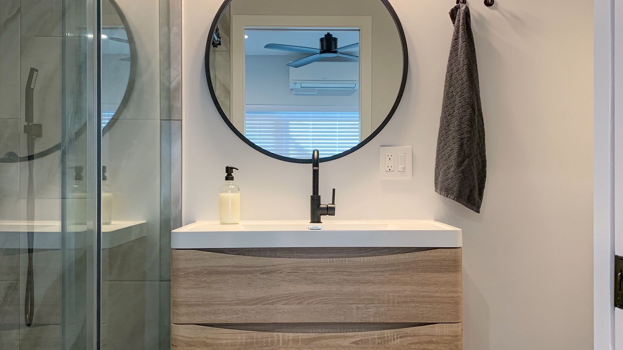 Photo of Bathroom in Mid City
