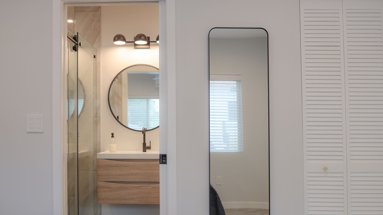 Photo of Bathroom in Mid City