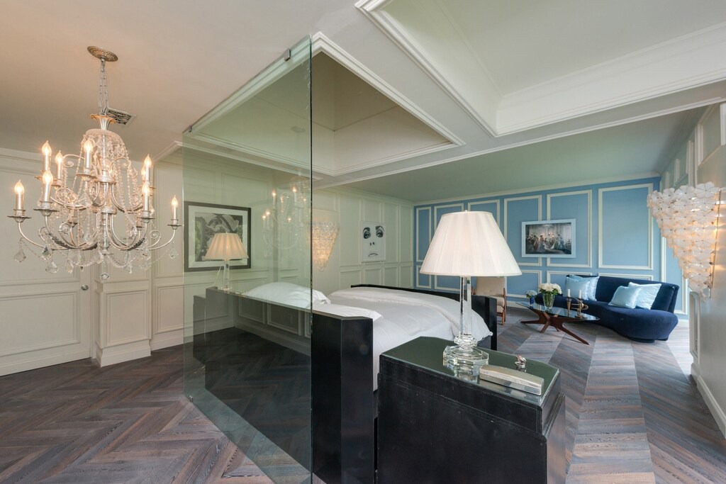 Photo of Livingroom in Beverly Glen