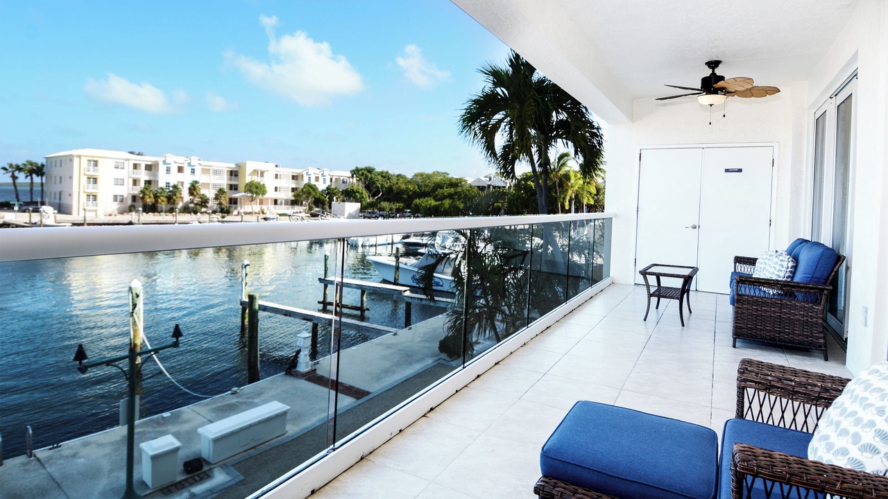 Photo of Patio Balcony in Rock Harbor