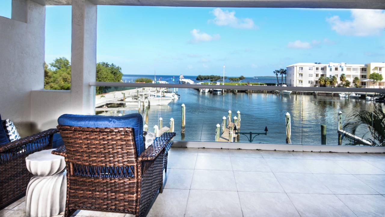 Photo of Patio Balcony in Rock Harbor