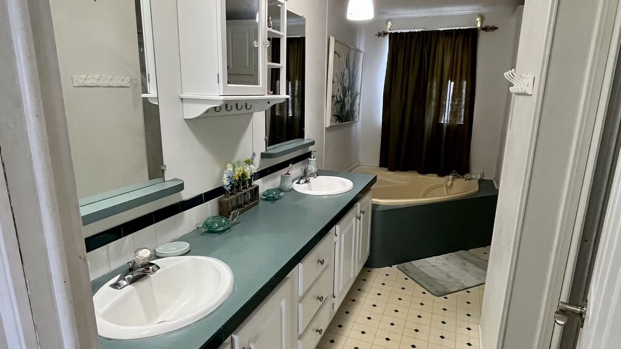 Photo of Bathroom in Key Largo