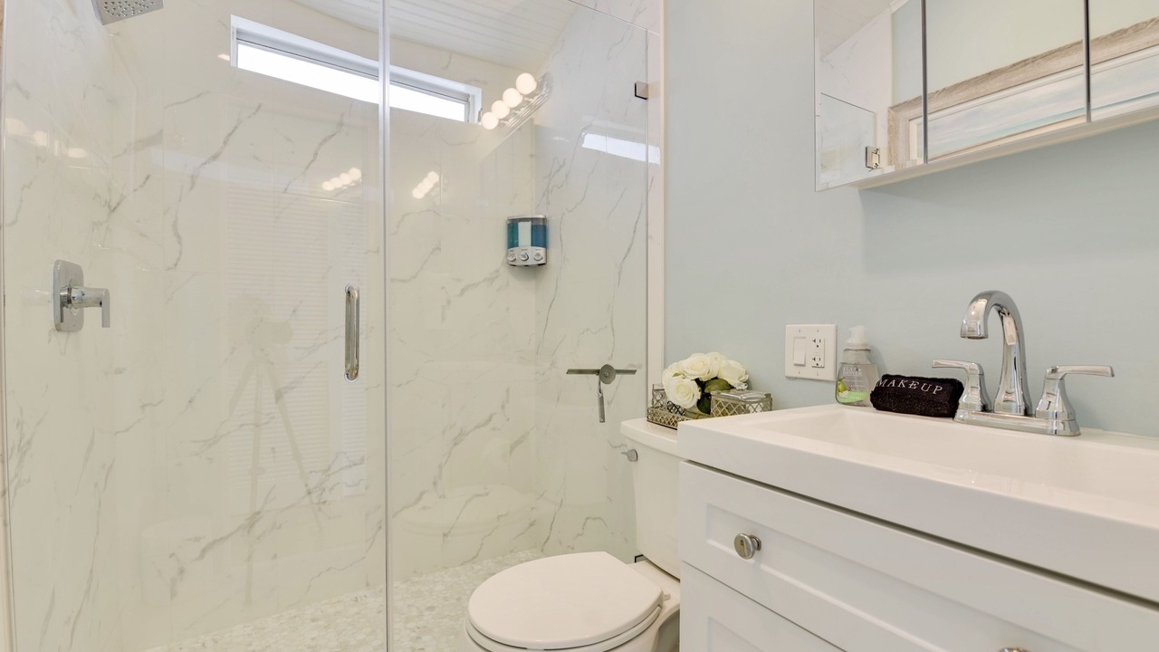 Photo of Bathroom in Cudjoe Key