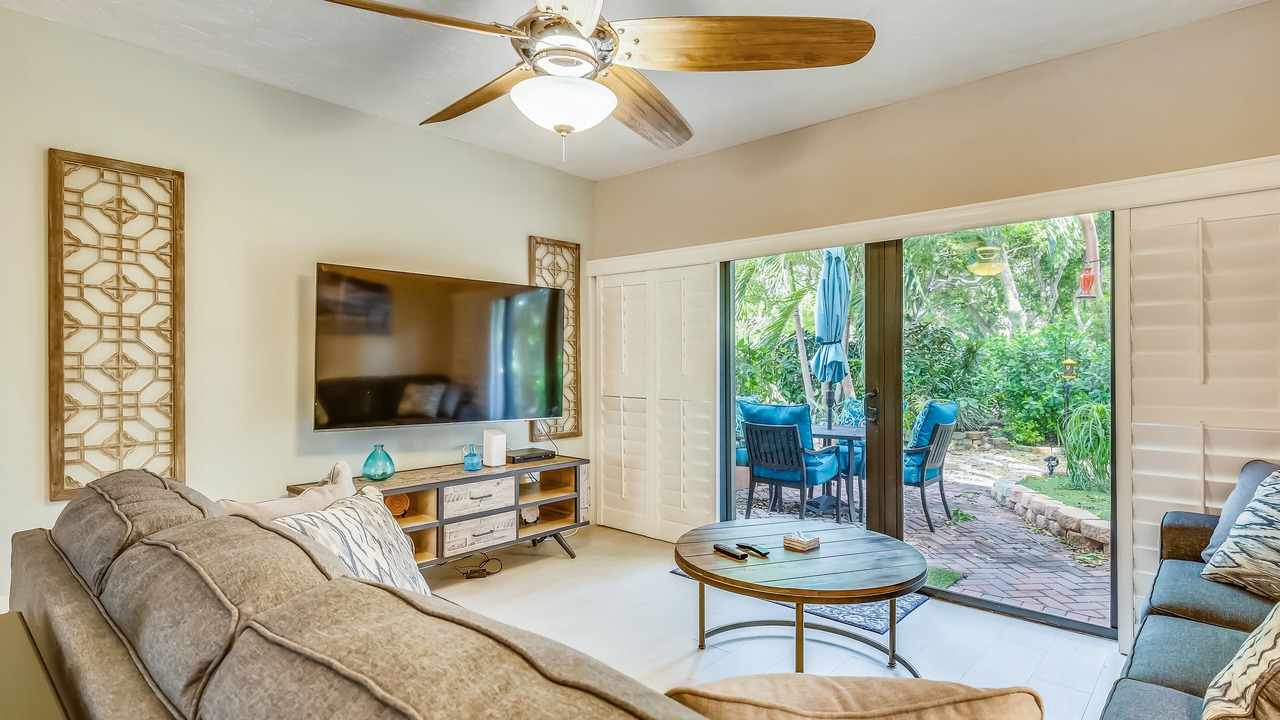 Photo of Livingroom in Islamorada