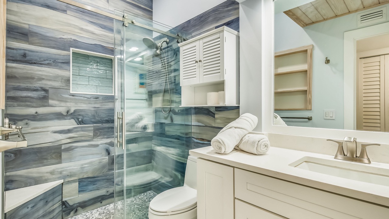 Photo of Bathroom in Islamorada