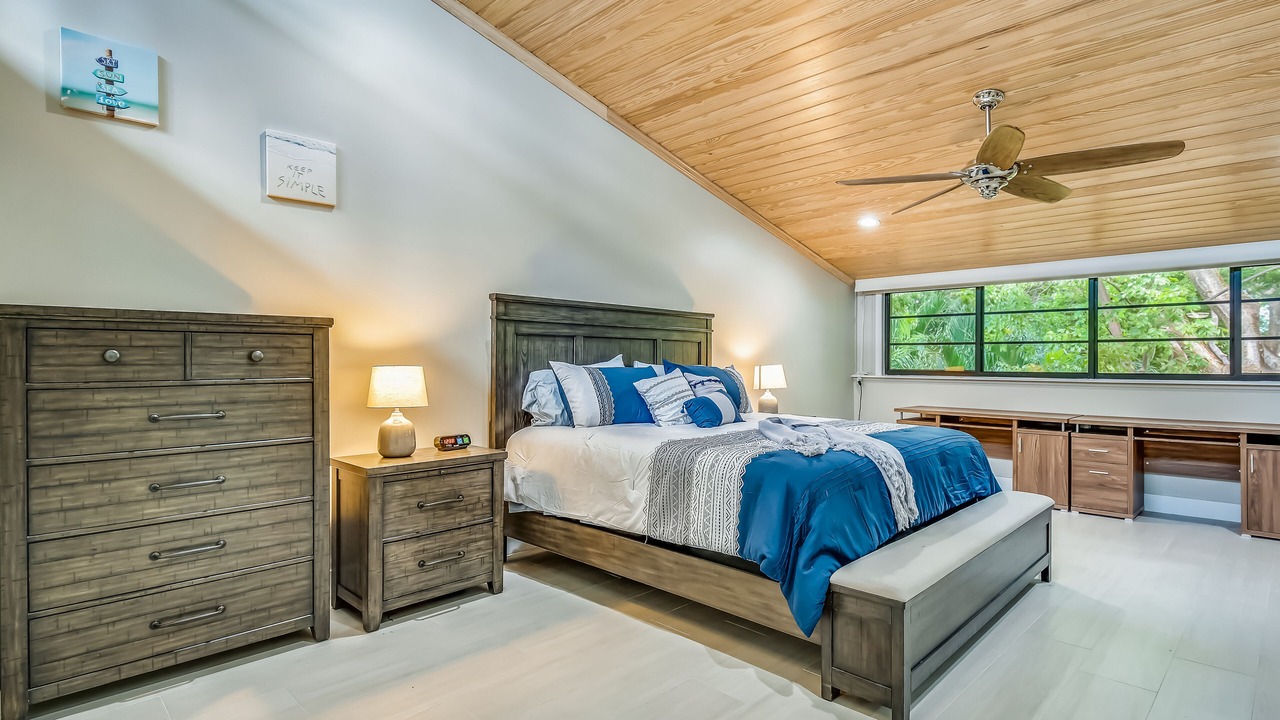 Photo of Bedroom in Islamorada