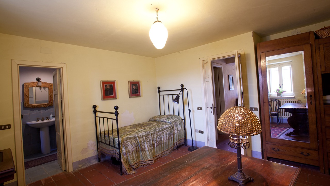 Photo of Bedroom in Tollo