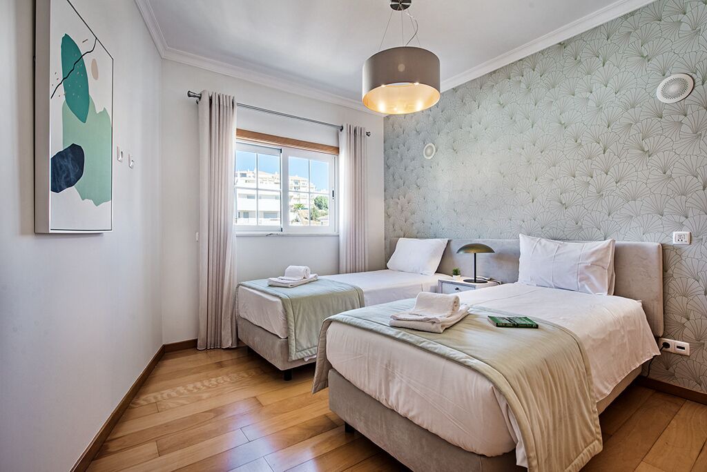 Photo of Bedroom in Correeira
