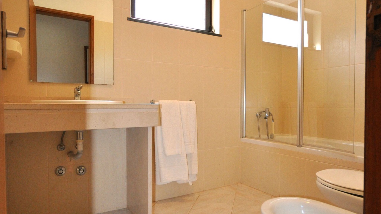Photo of Bathroom in Quarteira