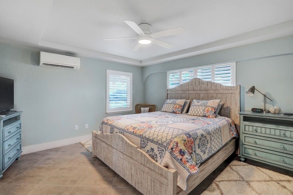 Photo of Bedroom in Key Colony Beach