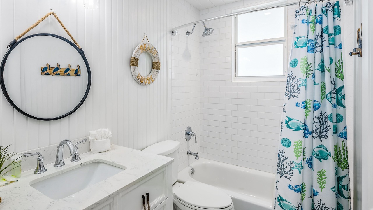 Photo of Bathroom in Cutthroat Harbor Estates