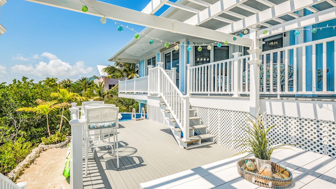Photo of Patio Balcony in Cutthroat Harbor Estates