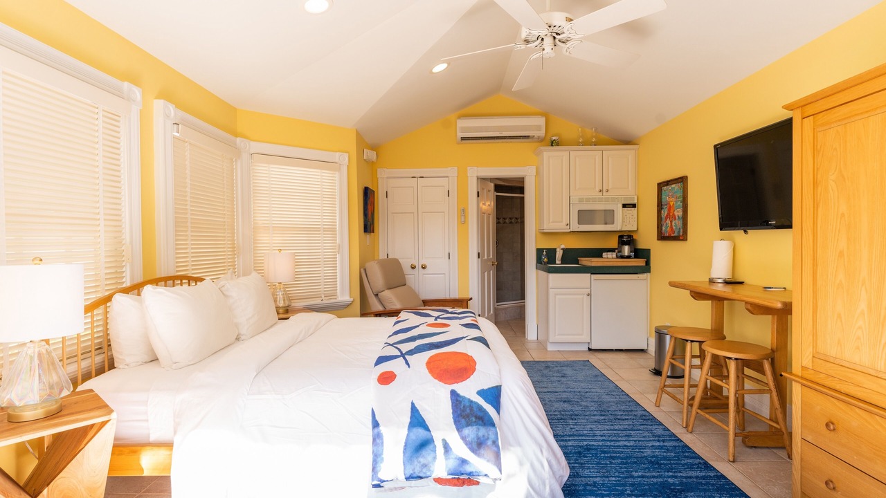 Photo of Bedroom in Truman Annex