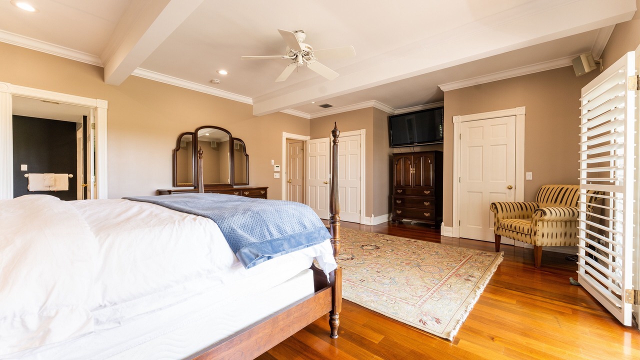 Photo of Bedroom in Truman Annex