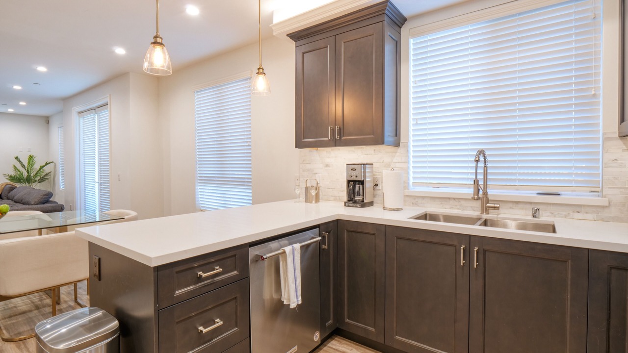 Photo of Kitchen in Pico - Robertson