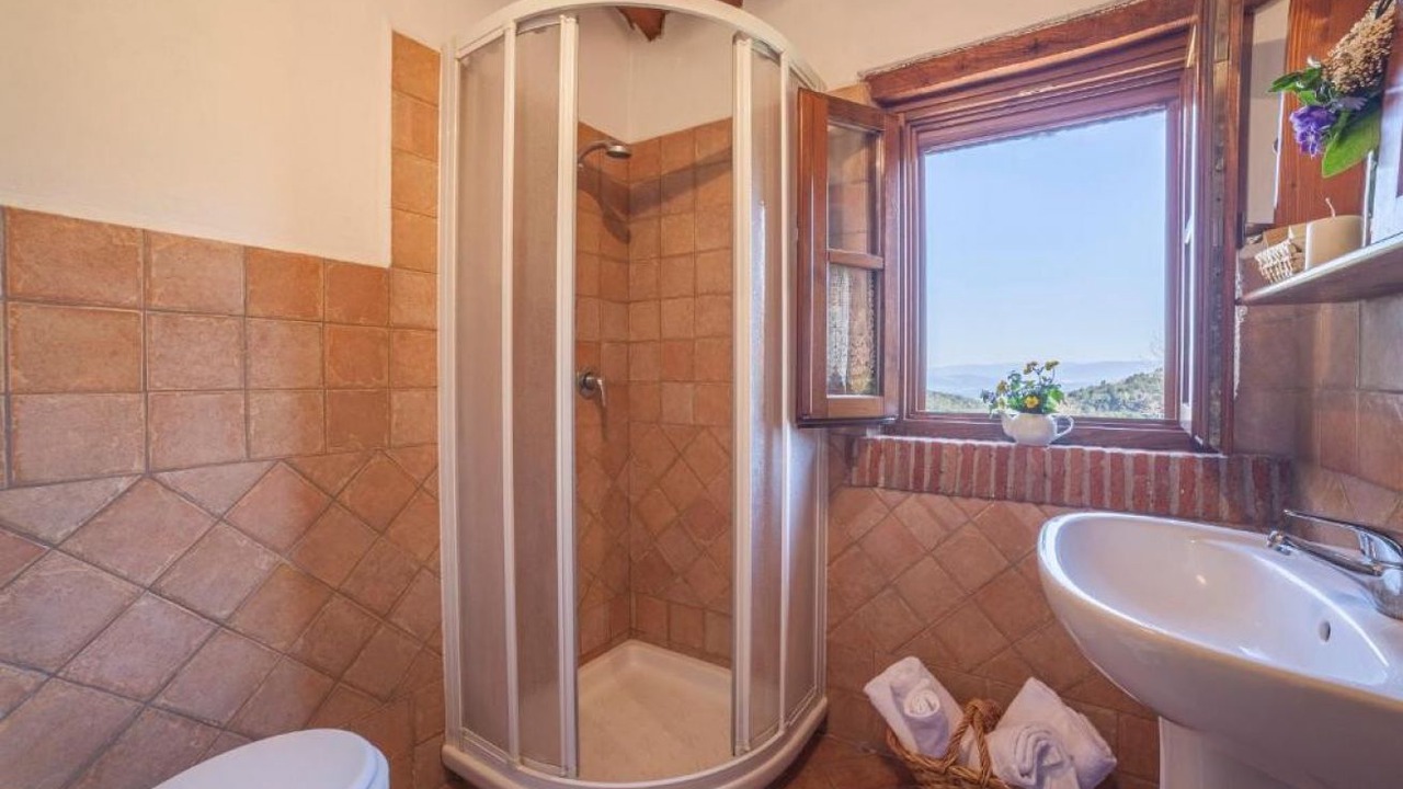 Photo of Bathroom in Sassetta