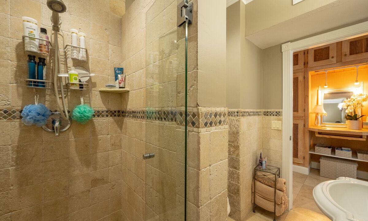 Photo of Bathroom in Midtown