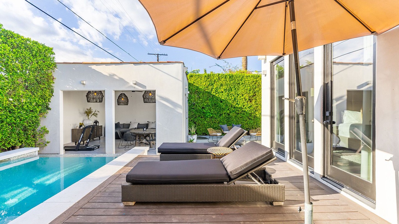 Photo of Outdoor in Beverly Grove