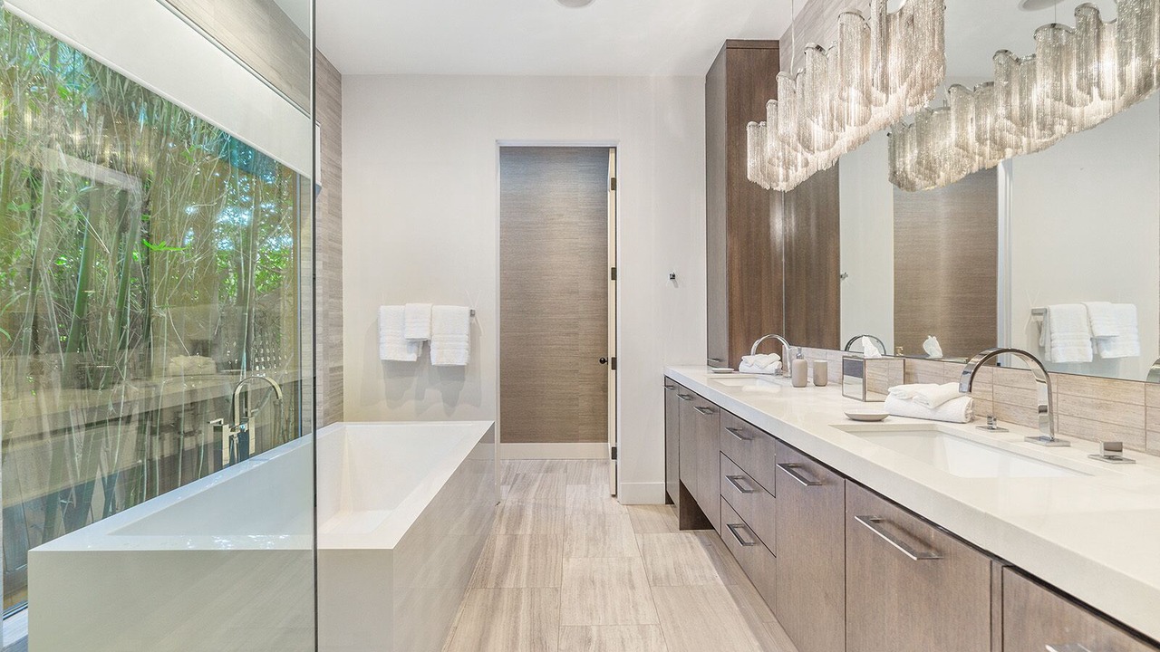 Photo of Bathroom in Beverly Grove